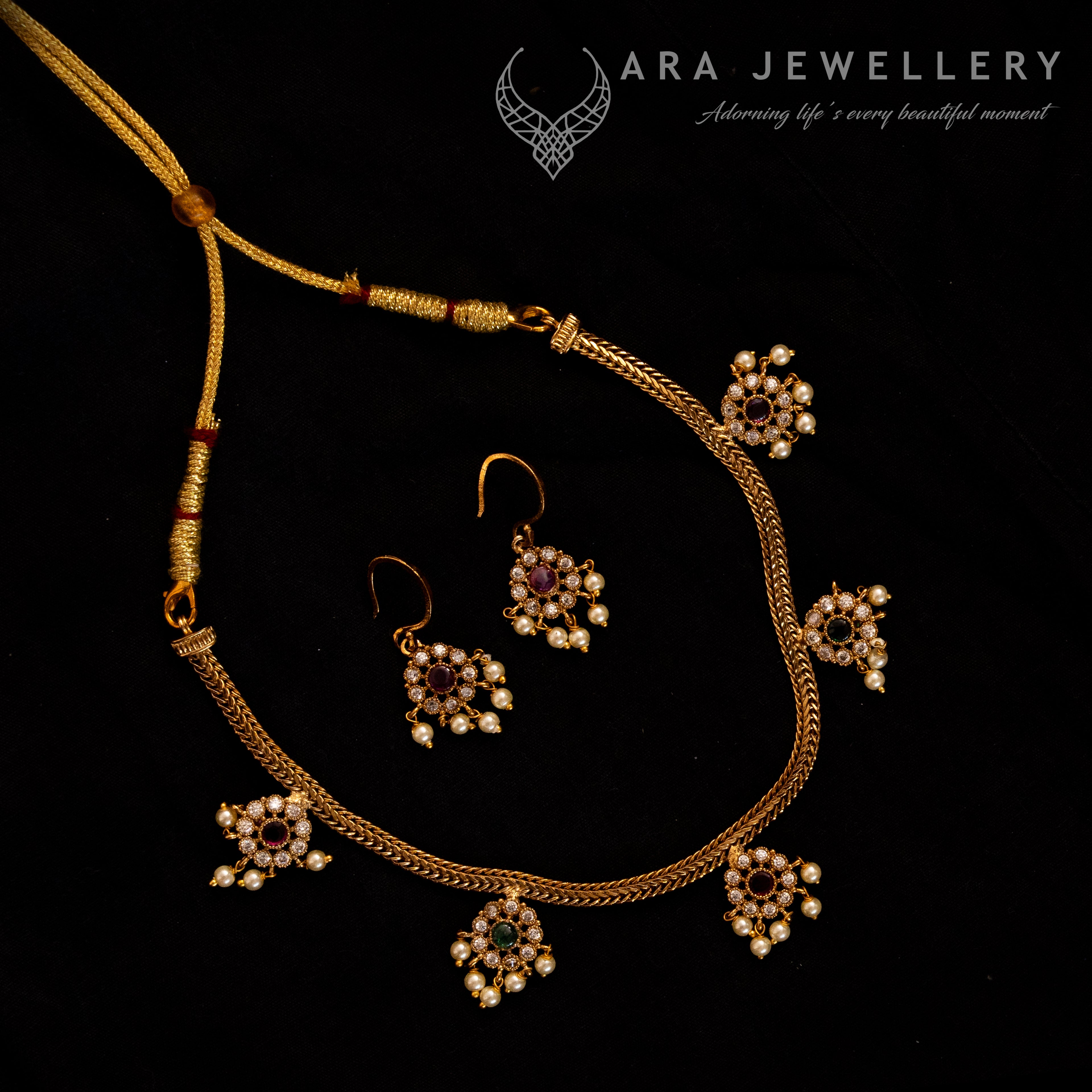 Floral Design Necklace