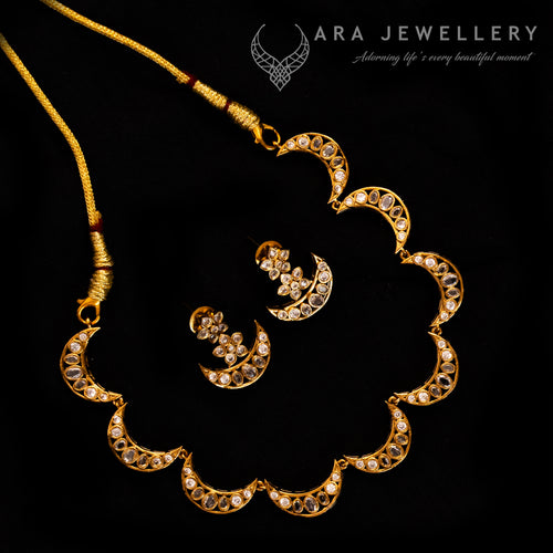 Crescent Design Necklace