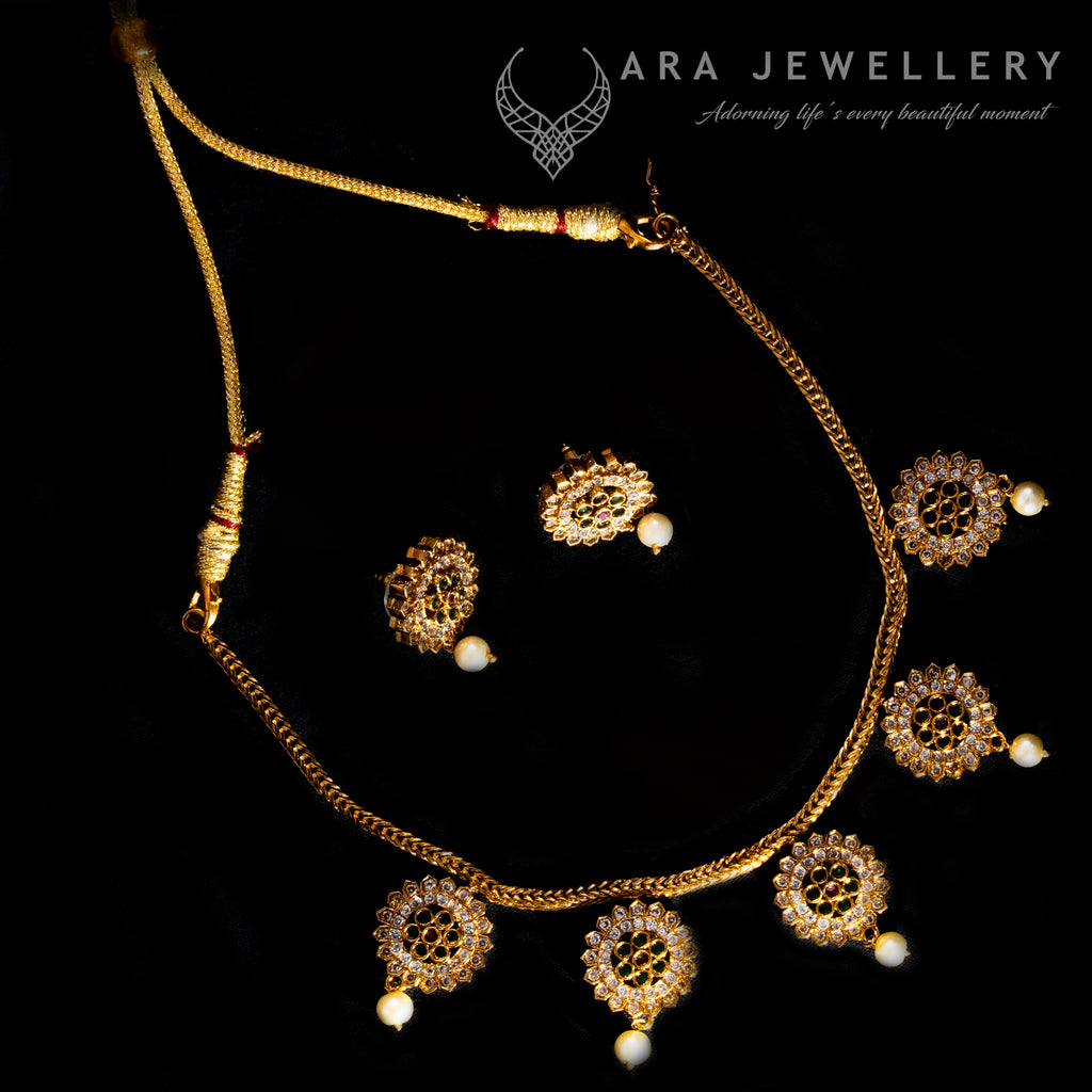 Floral Design Necklace